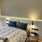 - Fine Living 3* Vevi
