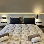 - Fine Living 3*