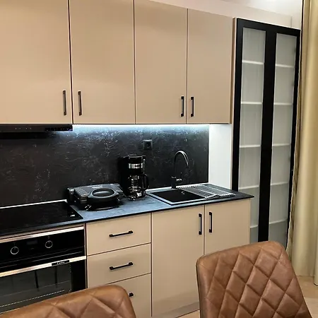 - Fine Living Vevi