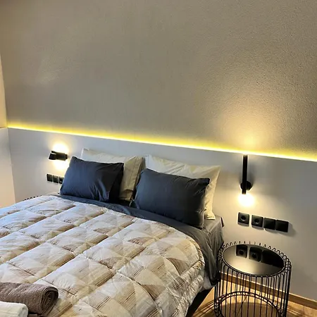 - Fine Living 3* Vevi
