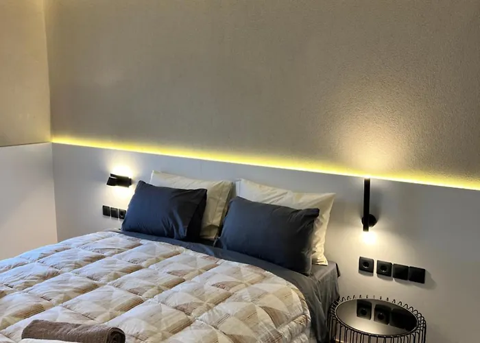 - Fine Living Vevi